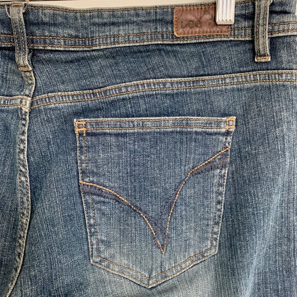 Lee thick denim Straight Leg Cropped Mid Rise Jeans size 16 - Picture 4 of 4